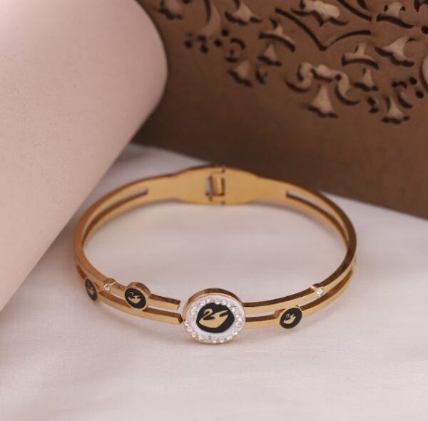 Bracelets gold plated