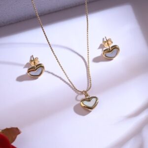 Pendent Set