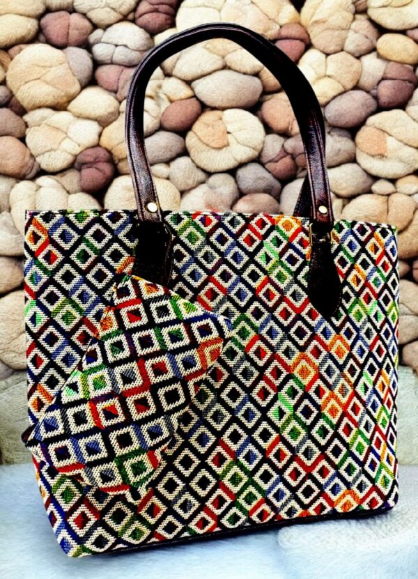 JACQUARD TOTE