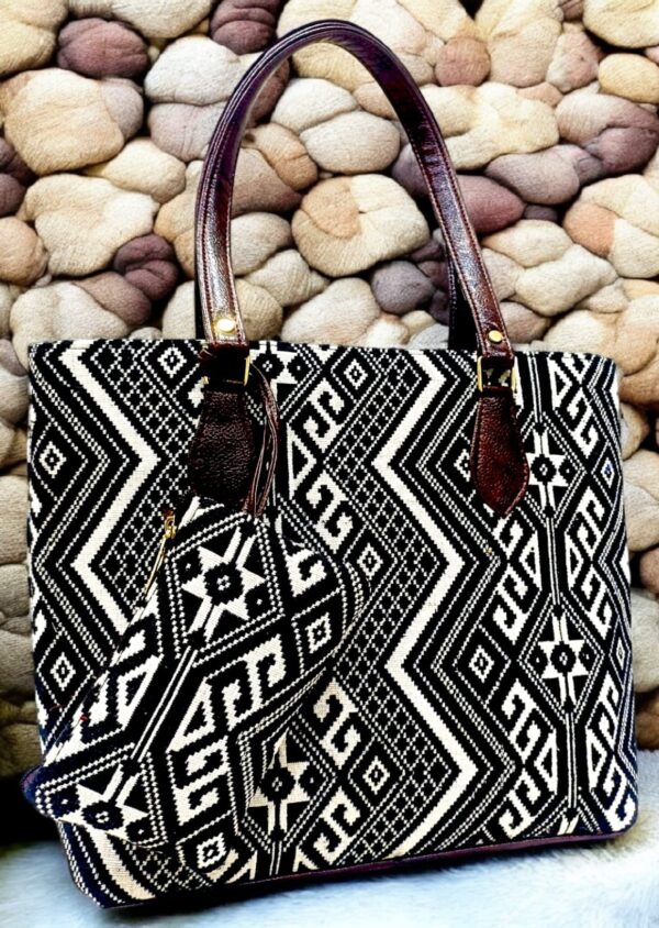 JACQUARD TOTE - Image 5