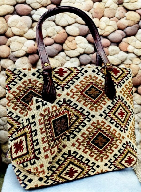 JACQUARD TOTE - Image 8